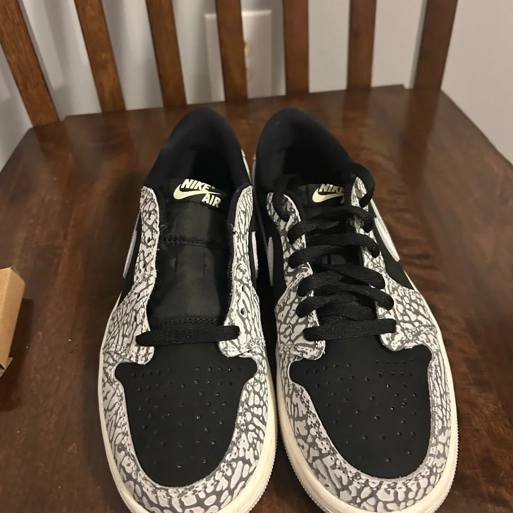 Nike Air Jordan‎ 1 Retro Low OG Black Cement Elephant Mens Size 6.5 Sneakers